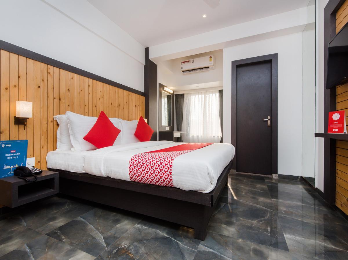 Oyo 13089 Hotel Gold Crest Нави Мумбаи Экстерьер фото